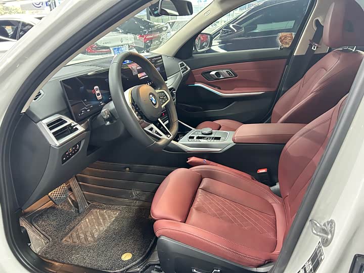 Фото 4 - BMW 3 Series