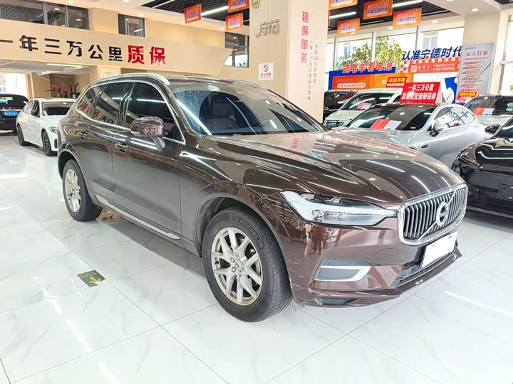 Фото 3 - Volvo XC60