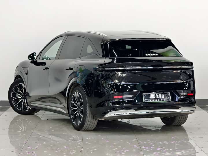 Фото 6 - Zeekr 7X