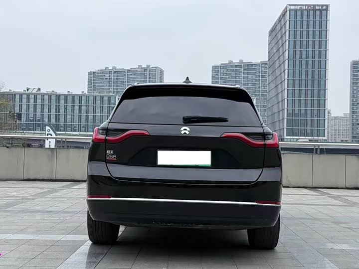 Фото 6 - Nio ES8