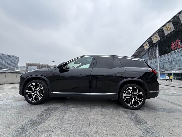 Фото 8 - Nio ES8