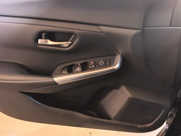 Фото 7 - Nissan Sylphy