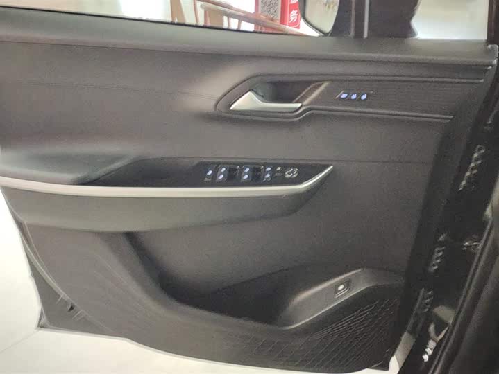 Фото 7 - Hyundai Custo