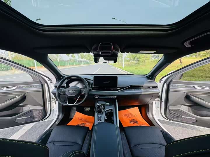 Фото 5 - Geely Preface