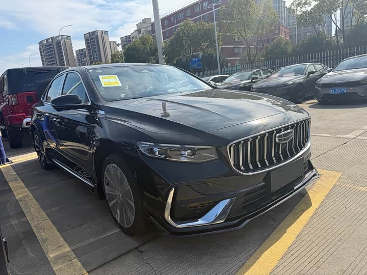 Фото 3 - Geely Preface