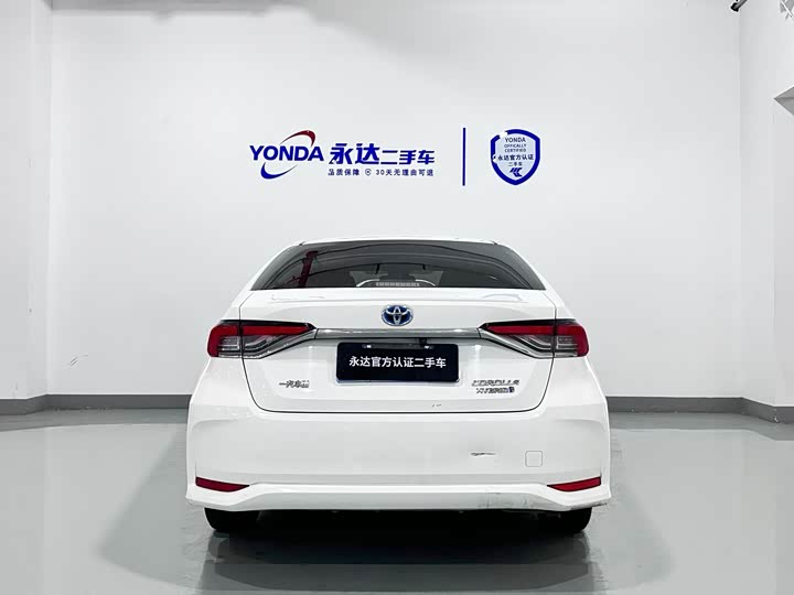 Фото 4 - Toyota Corolla