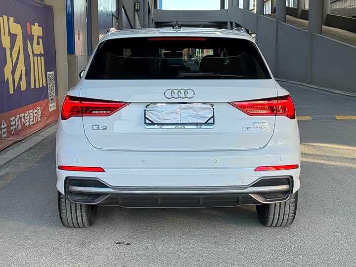 Фото 3 - Audi Q3