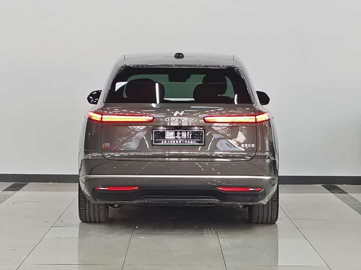 Фото 5 - Nio Onvo L90