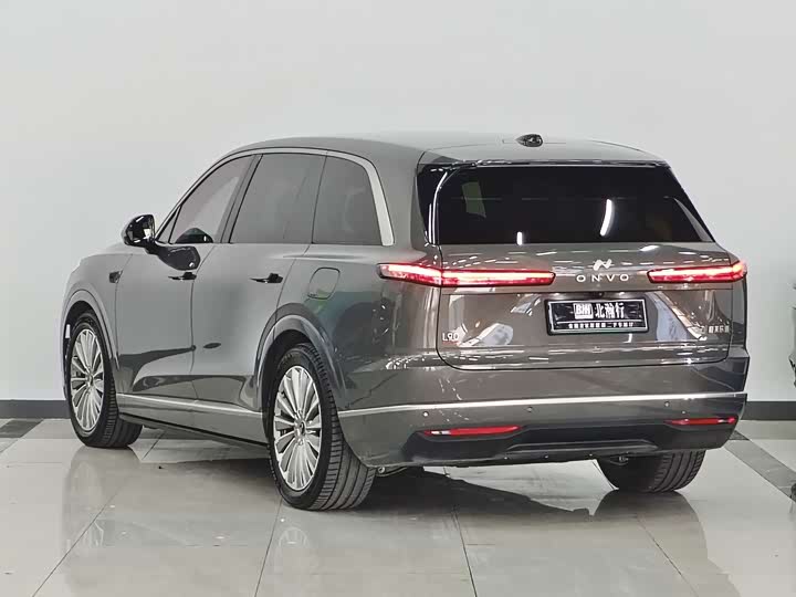 Фото 6 - Nio Onvo L90