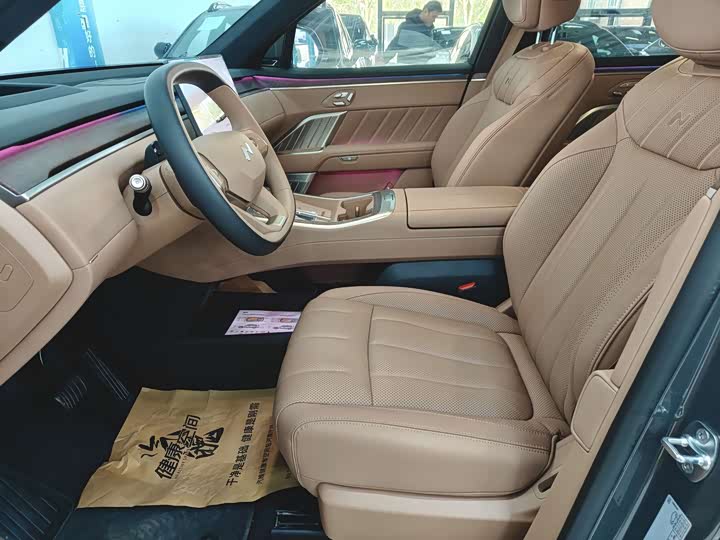 Фото 7 - Nio Onvo L90