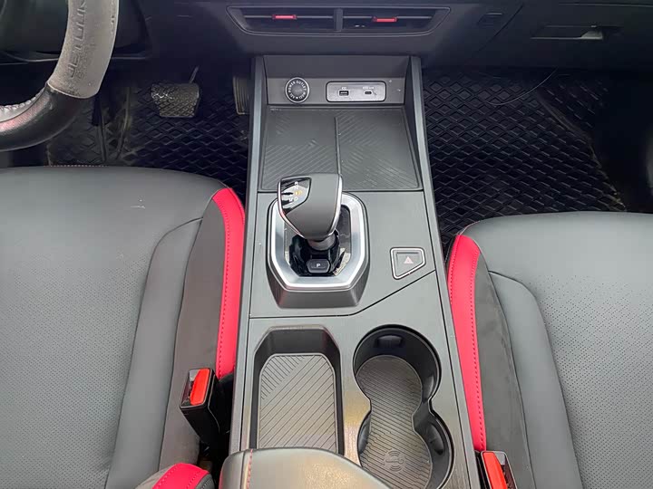 Фото 7 - Jetour Dashing