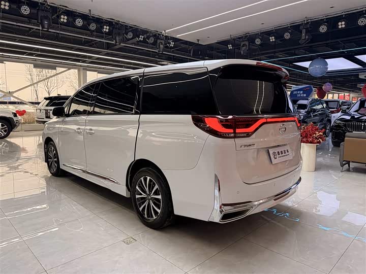 Фото 5 - GAC Trumpchi M8