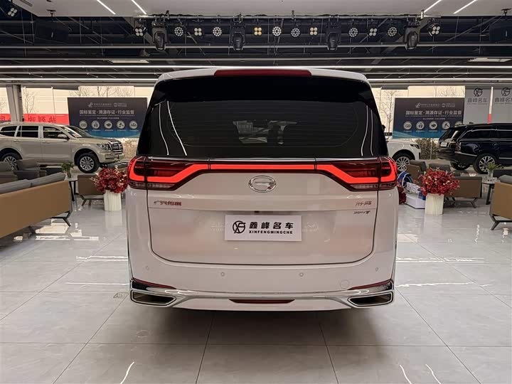 Фото 7 - GAC Trumpchi M8