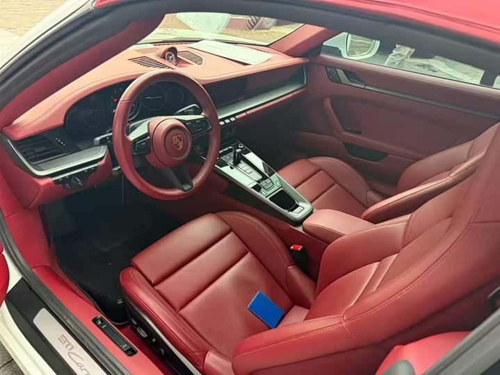 Фото 3 - Porsche 911