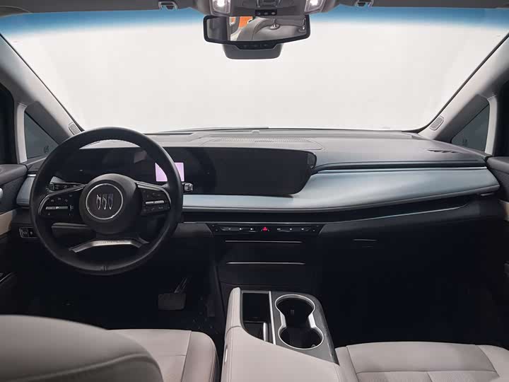 Фото 4 - Buick GL8 ES