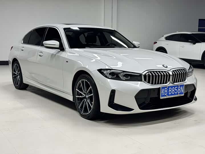 Фото 3 - BMW 3 Series