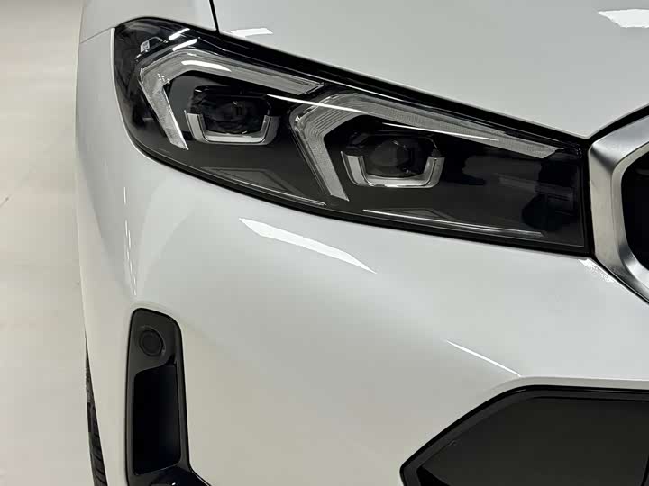 Фото 8 - BMW 3 Series