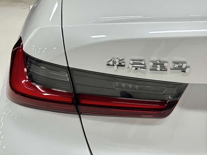 Фото 9 - BMW 3 Series