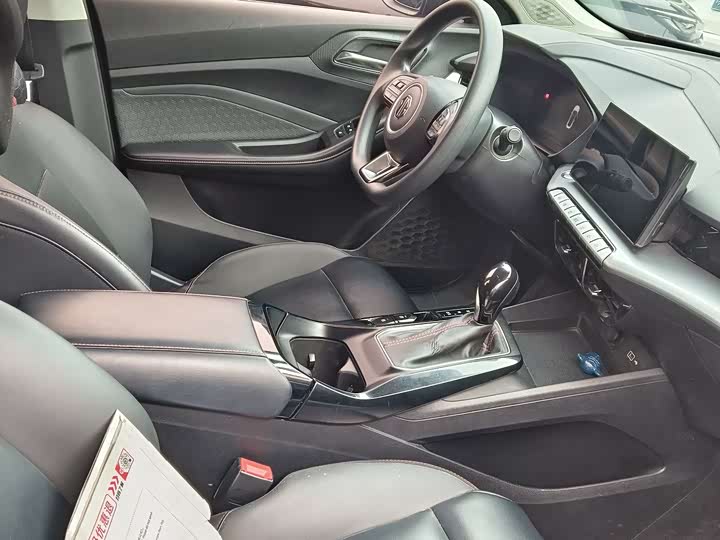 Фото 9 - MG Motor 5