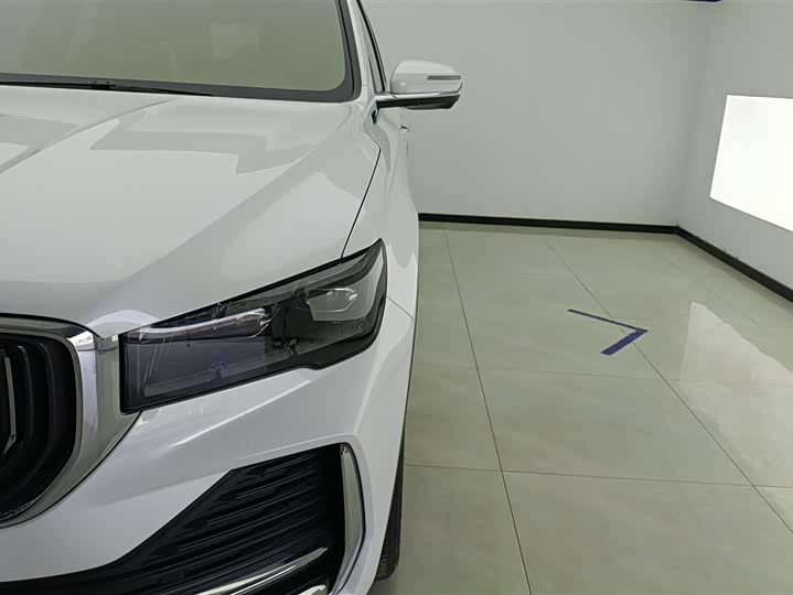 Фото 5 - Geely Monjaro