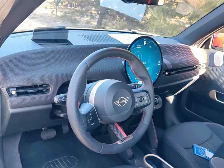 Фото 7 - Mini Cooper JCW