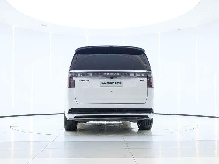 Фото 5 - Zeekr 009