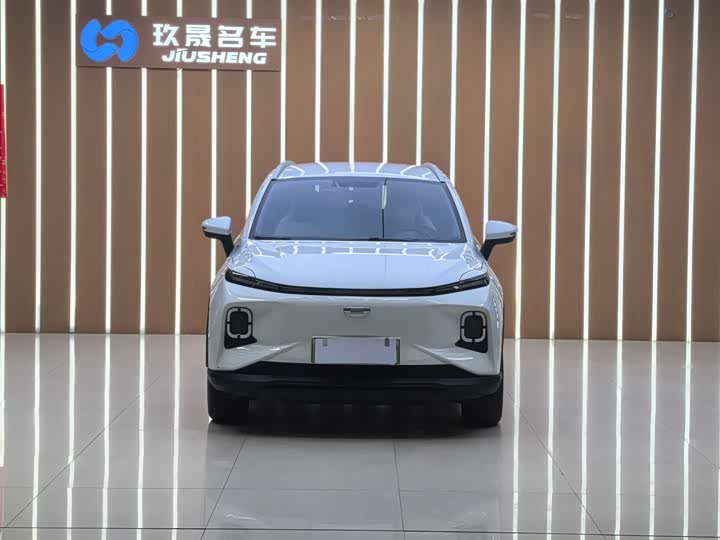 Фото 2 - Geely Geometry E Firefly