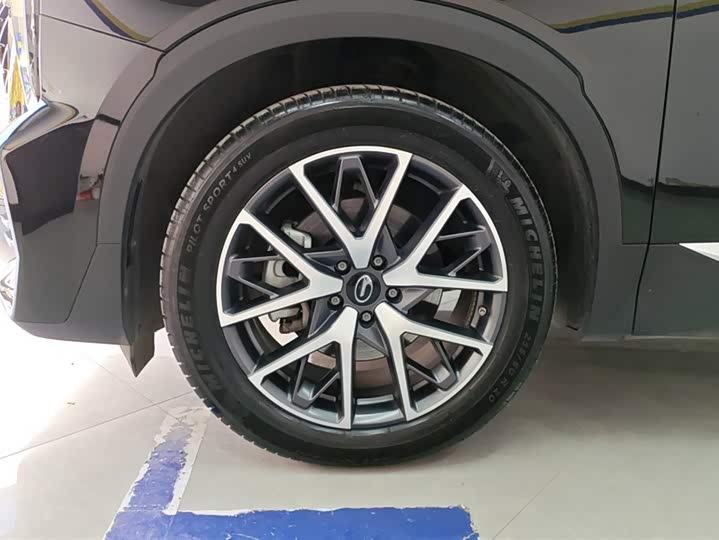 Фото 6 - GAC Trumpchi GS8