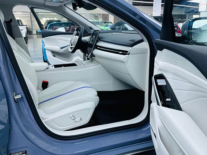 Фото 8 - Geely Preface L