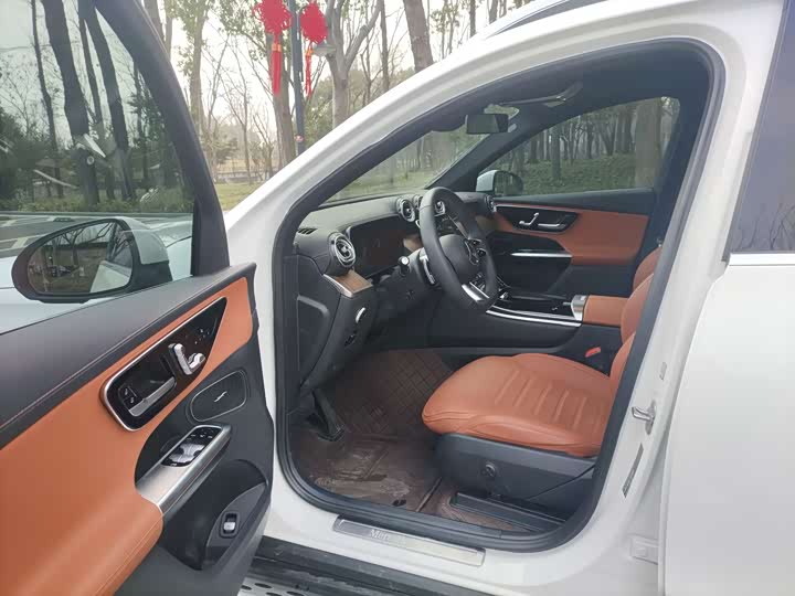 Фото 8 - Mercedes-Benz GLC-Class