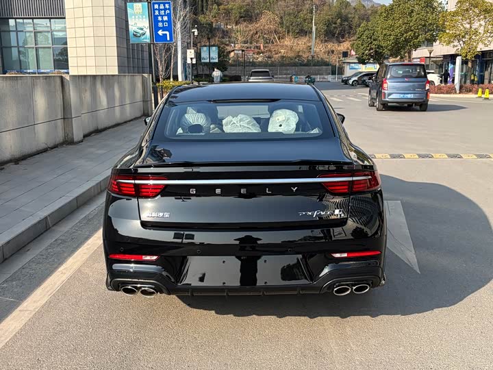 Фото 5 - Geely Preface
