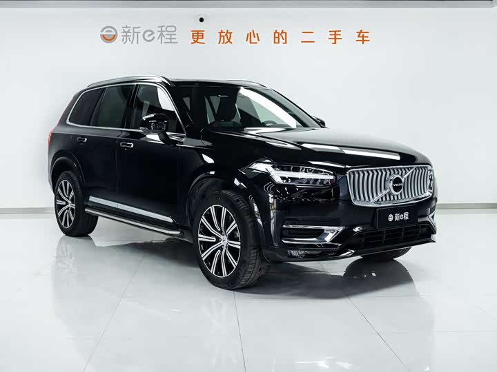 Фото 3 - Volvo XC90