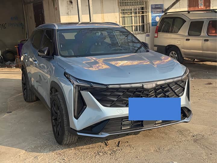 Фото 3 - Geely Atlas