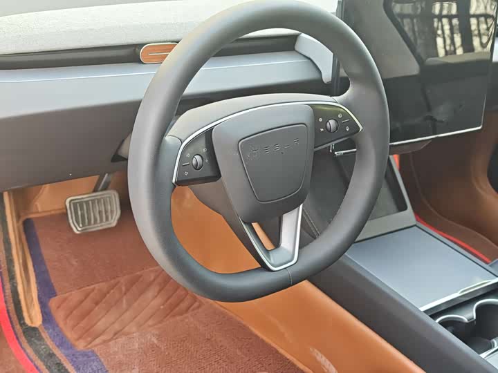 Фото 7 - Tesla Model 3