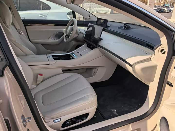 Фото 8 - Luxeed S7