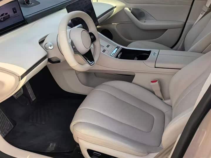 Фото 9 - Luxeed S7