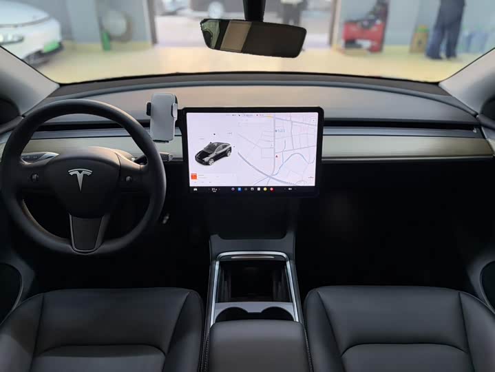 Фото 5 - Tesla Model Y