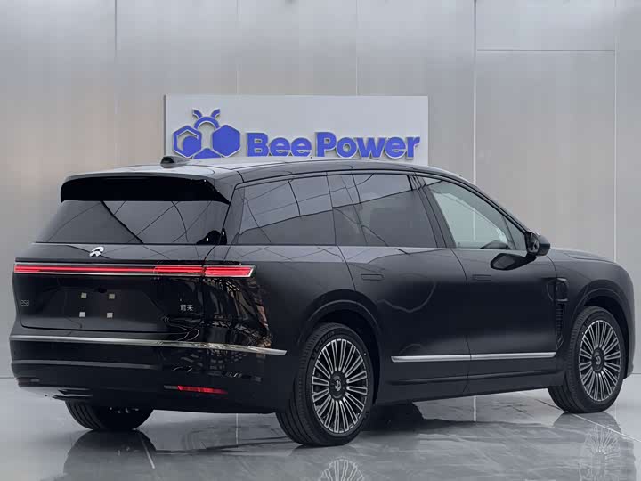 Фото 4 - Nio ES8