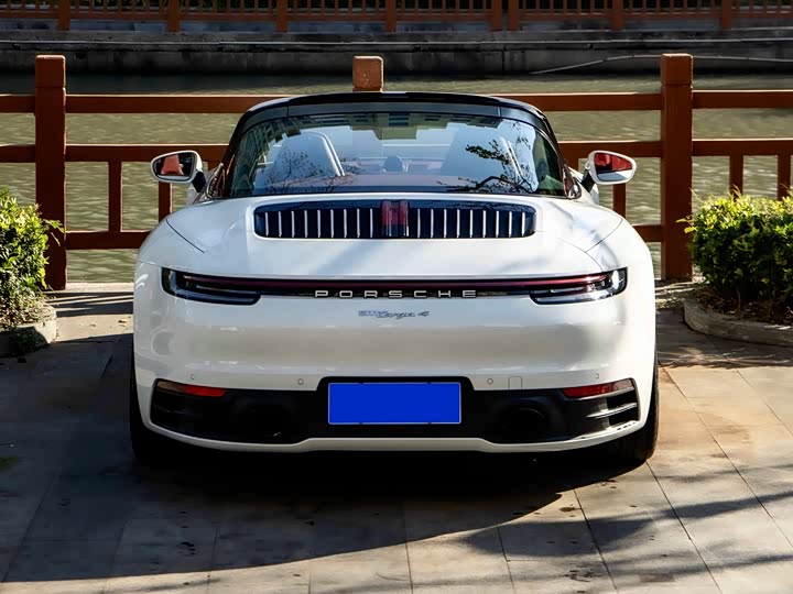 Фото 6 - Porsche 911