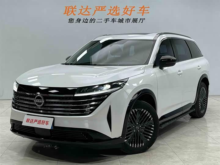 Фото 1 - Nissan Pathfinder