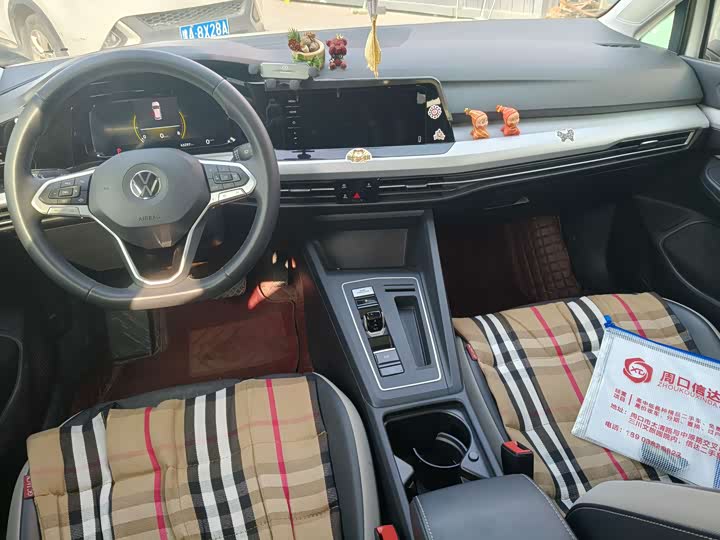 Фото 6 - Volkswagen Golf