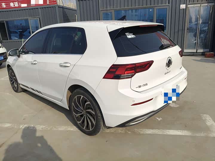 Фото 7 - Volkswagen Golf