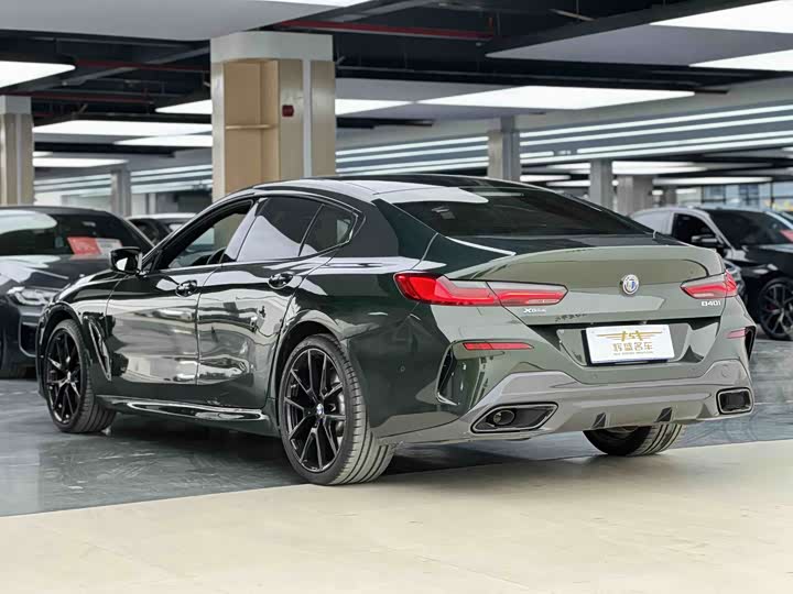 Фото 6 - BMW 8 Series