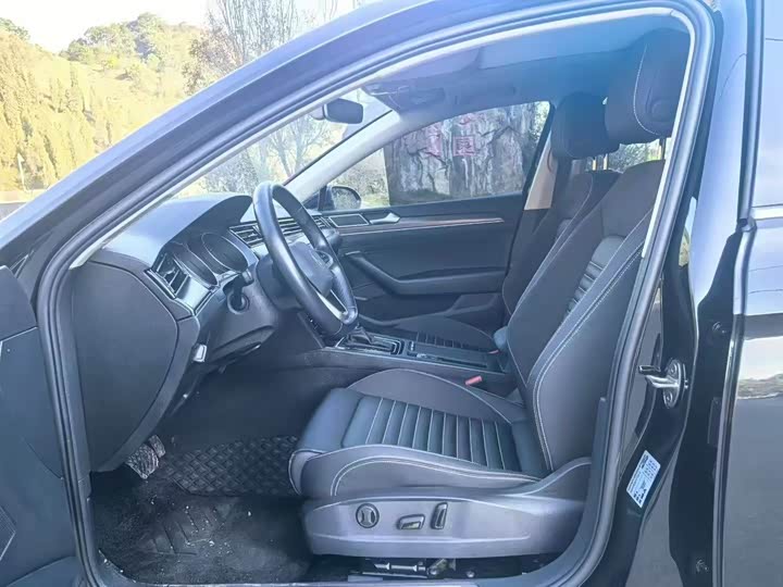 Фото 4 - Volkswagen Magotan