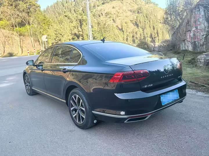 Фото 7 - Volkswagen Magotan