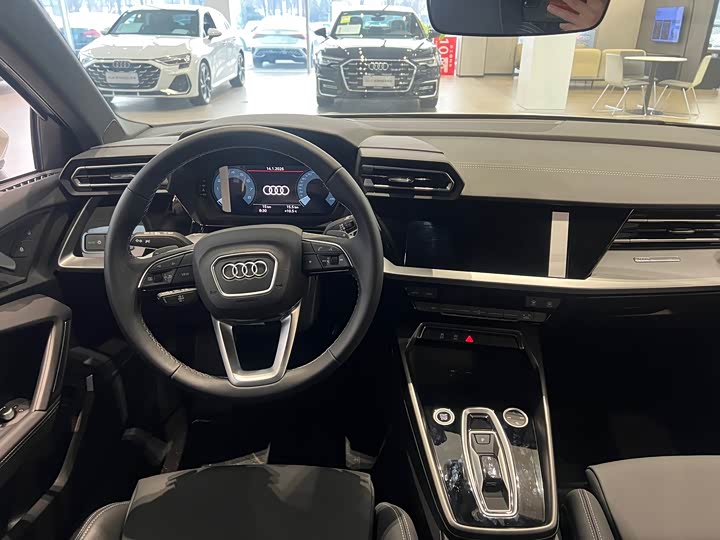 Фото 9 - Audi A3