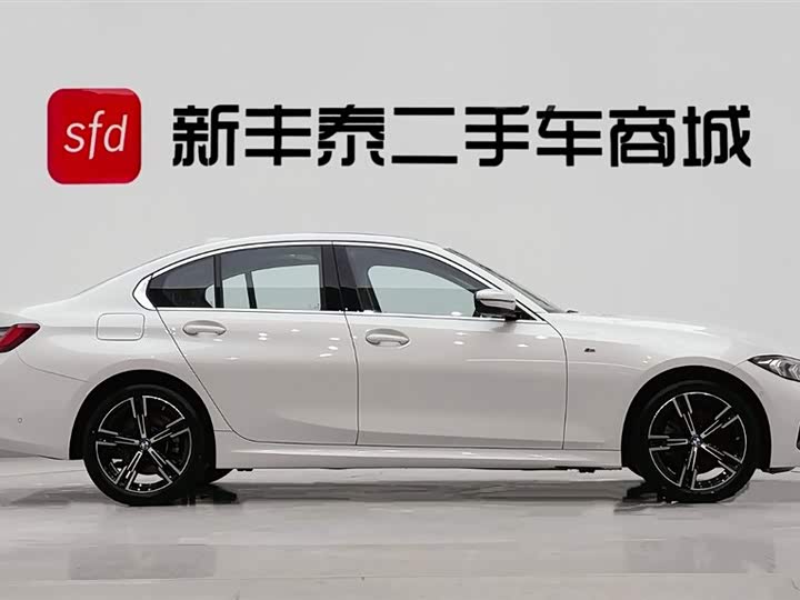 Фото 3 - BMW 3 Series