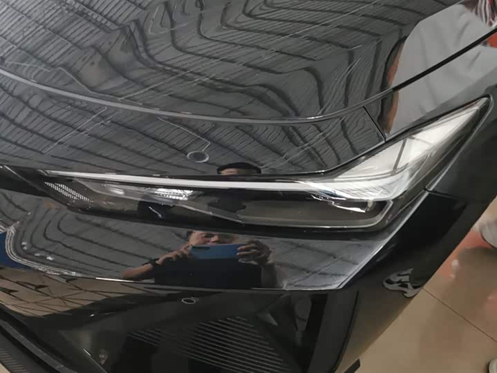 Фото 5 - Changan UNI-V Hybrid