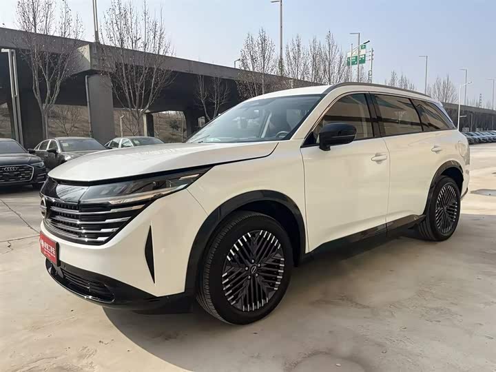 Фото 1 - Nissan Pathfinder