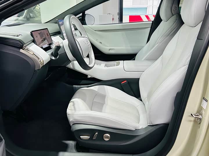 Фото 6 - XPeng F57